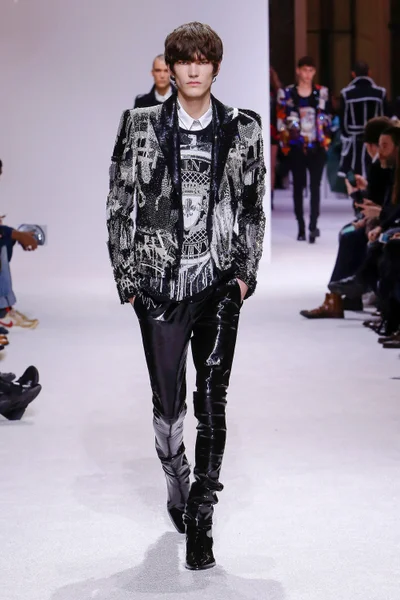 Look 69
